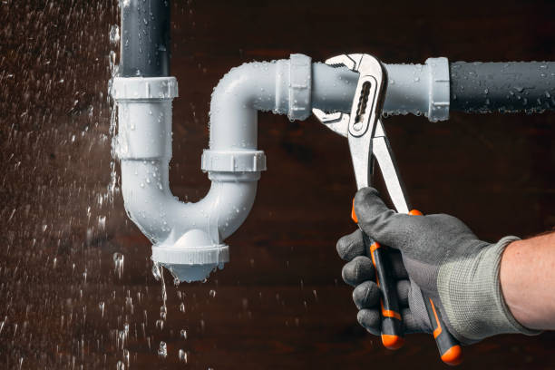 Professional Leak Detection technician working in Scottsville, VA